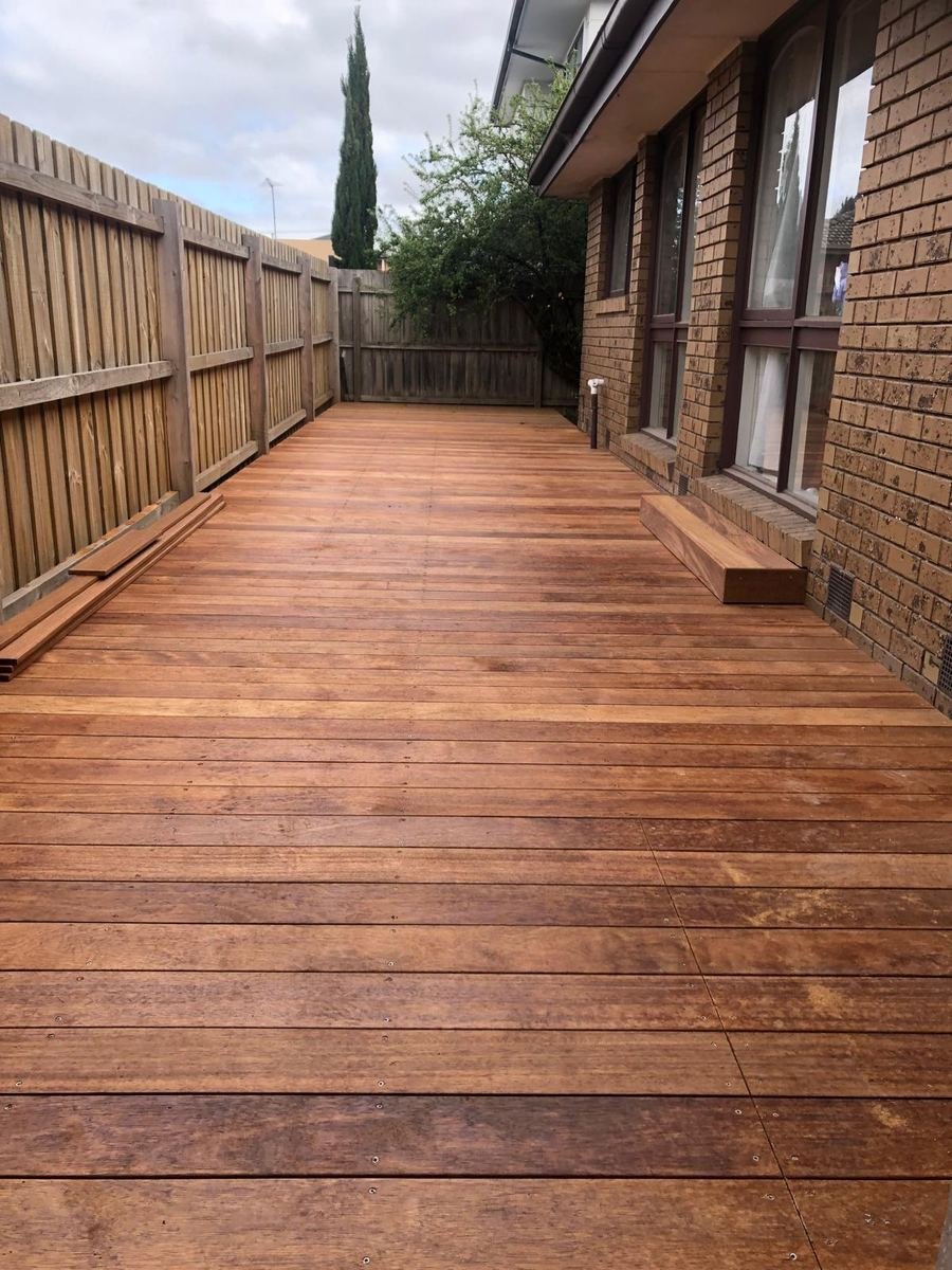 Merbau side-yard deck